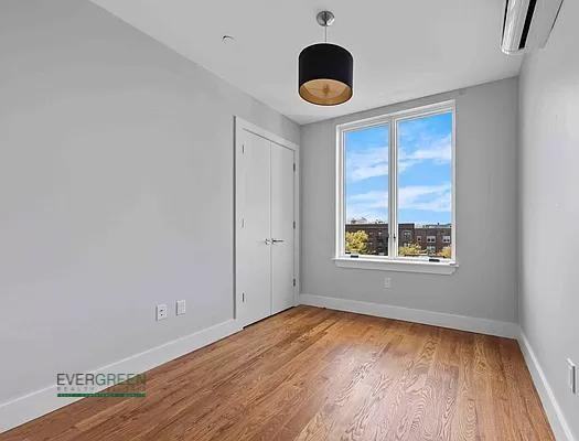 680 East 21st Street #4 - Photo 2 of 7