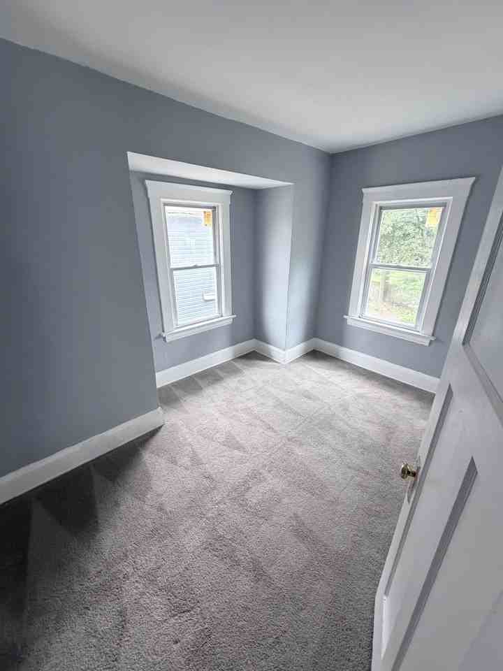 512 Inman St #1 - Photo 7 of 10