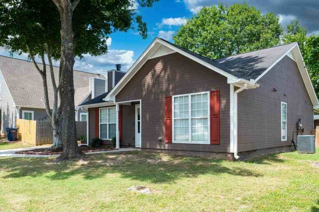 132 King James Ct - Photo 3 of 23