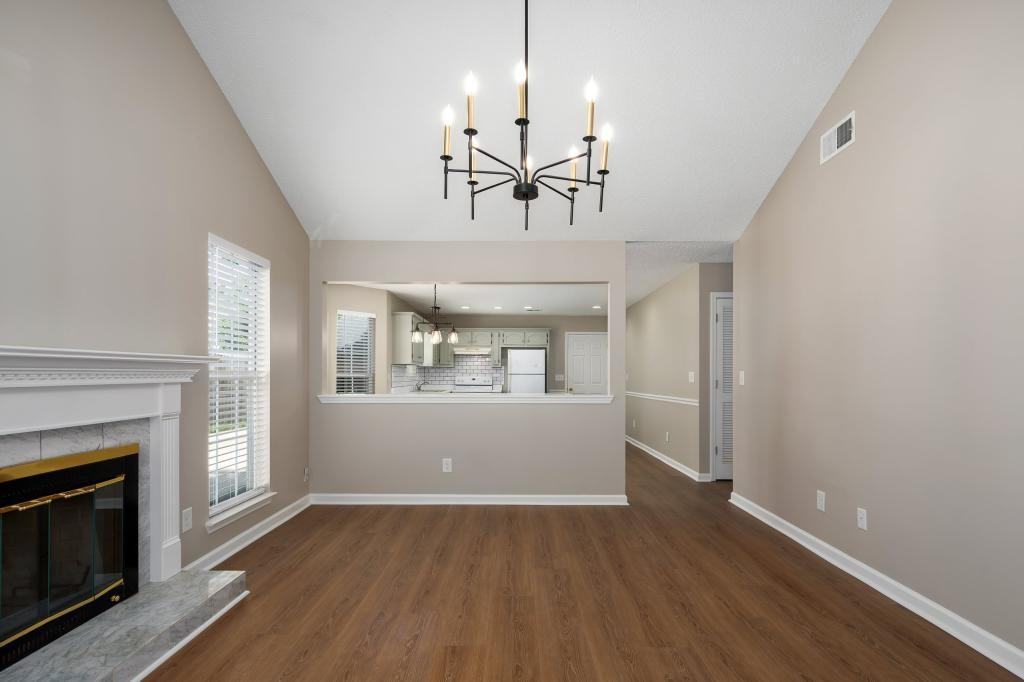 132 King James Ct - Photo 7 of 23