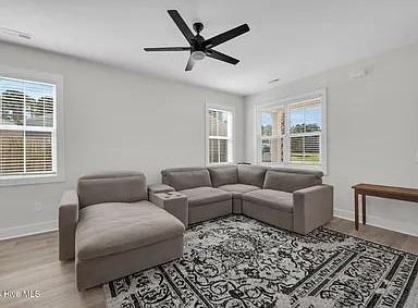 1212 Kerr Lake Dr - Photo 3 of 28