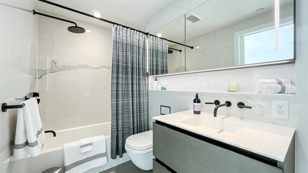 620 Cardero Street #170X - Photo 7 of 15