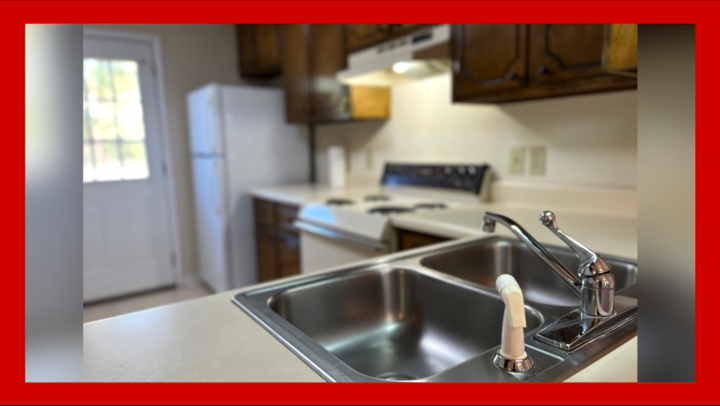 212 Hudson Dr Ne #A - Photo 3 of 5