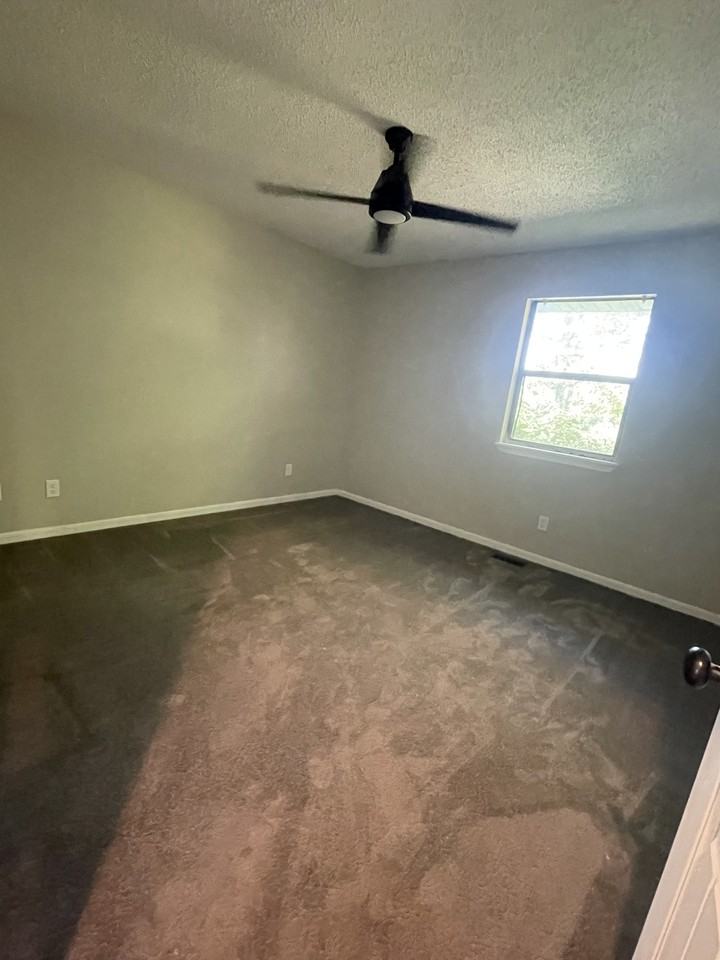 565A Knox Ave #1 - Photo 7 of 10