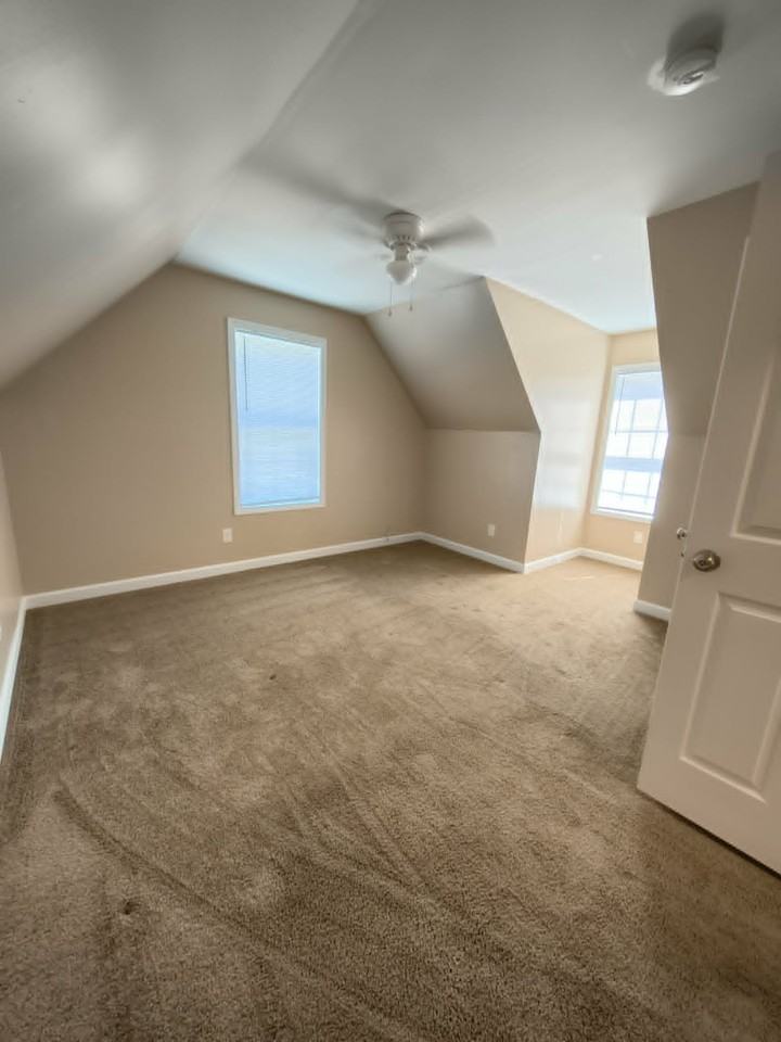 2408 Gelsinger Ave - Photo 4 of 12