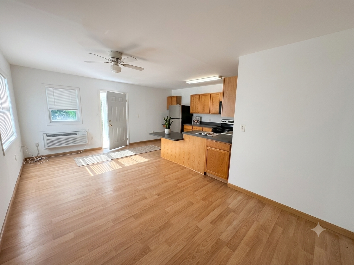 9830 Keyser Point Rd #11 - Photo 3 of 3