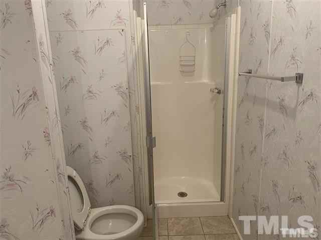 139 Green Dr - Photo 3 of 10
