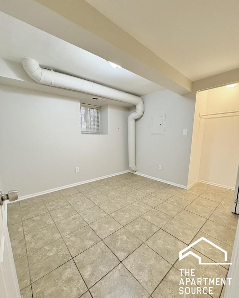 4009 S Calumet Ave #G - Photo 5 of 28