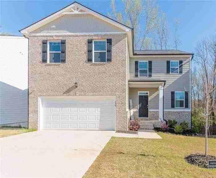 146 Silver Birch Pass - Photo 2 of 14