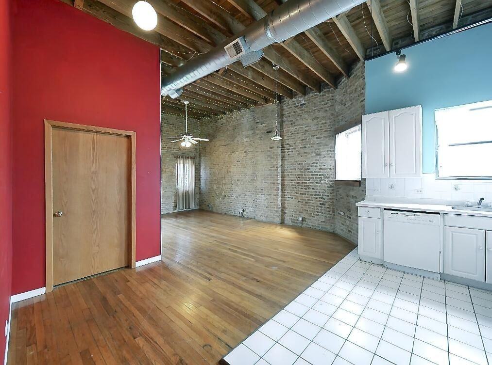 2849 W Belmont Ave ##2f - Photo 4 of 16