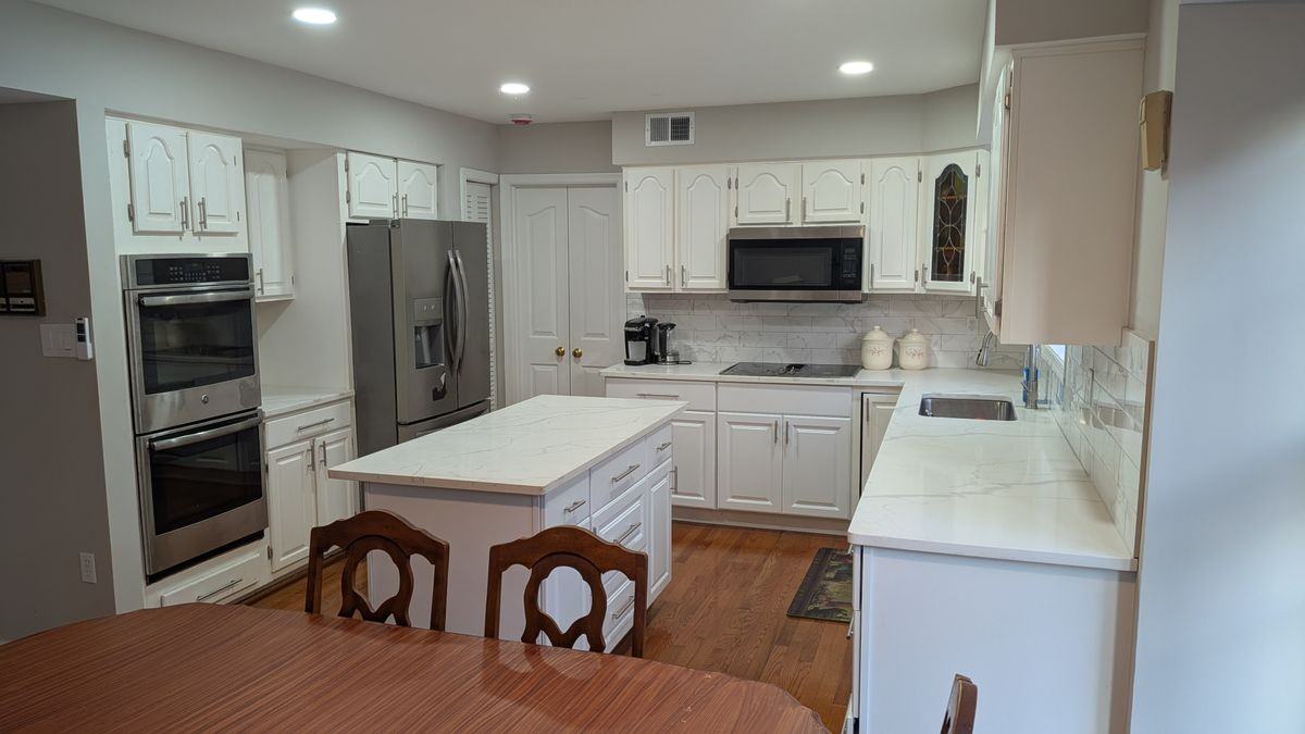 9601 Woodedge Dr - Photo 2 of 3