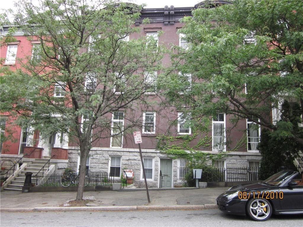 100 Bowen St ##1w