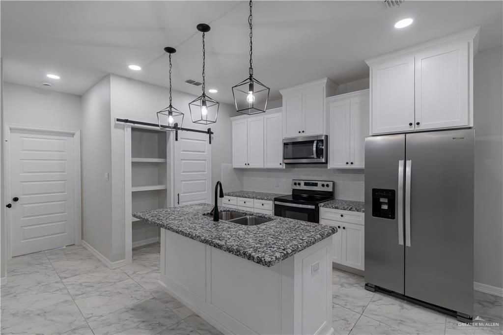 5504 N Crown Pt - Photo 5 of 15