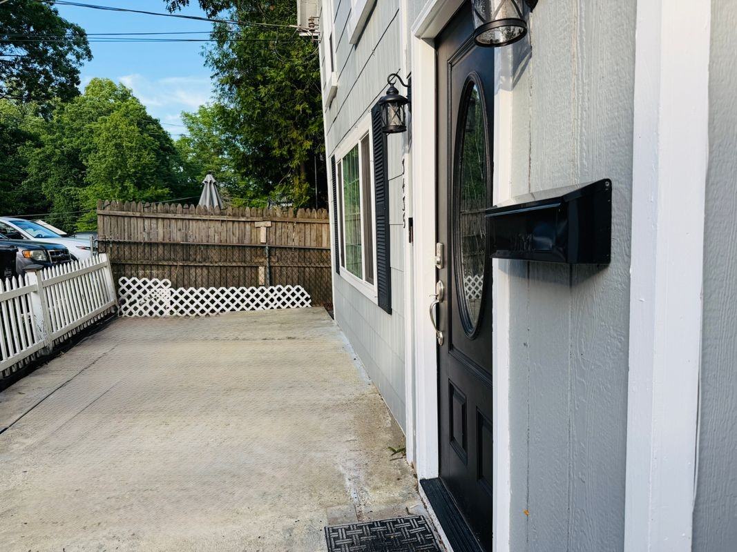 3435 S Temple Ave - Photo 2 of 24
