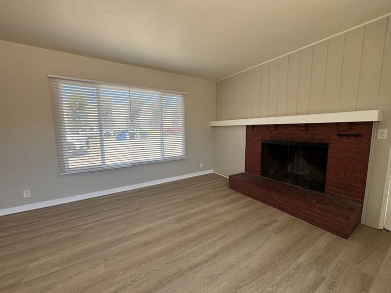 1790 W Linden St #1 - Photo 3 of 18