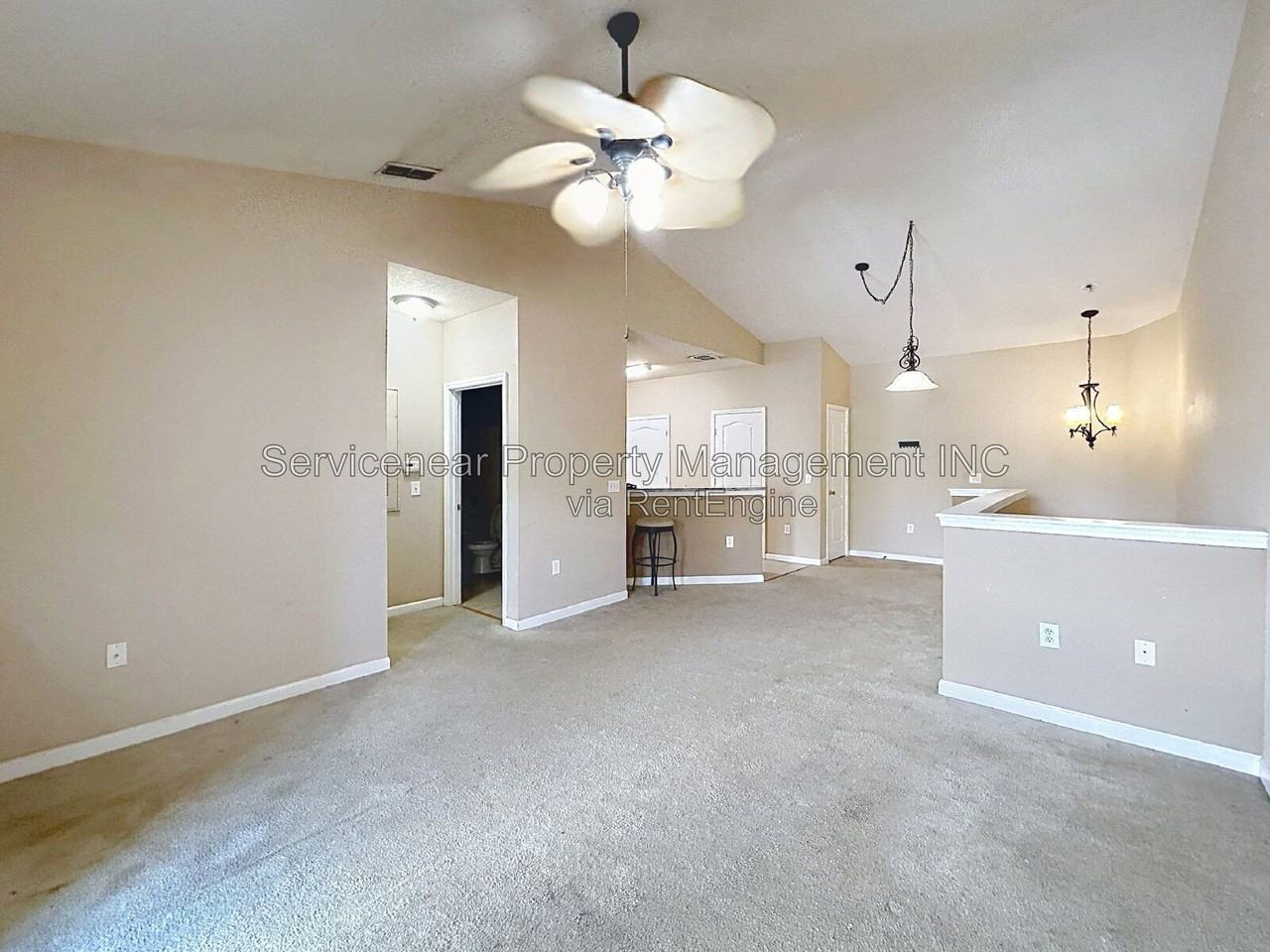 10471 Villa View Cir - Photo 2 of 11