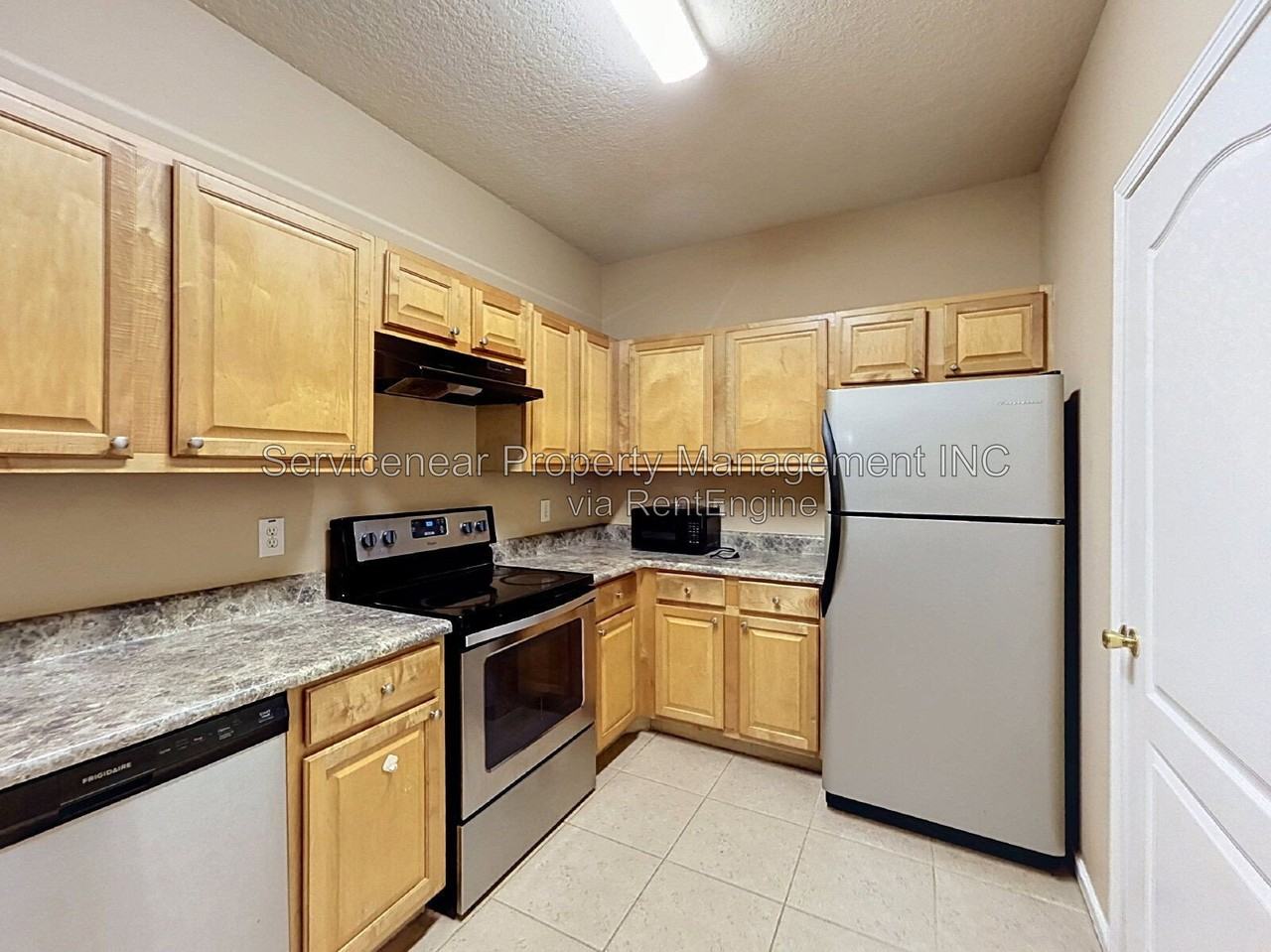 10471 Villa View Cir - Photo 5 of 11