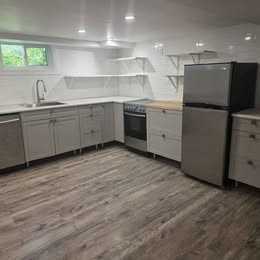 62 Machar Ave - Photo 4 of 10