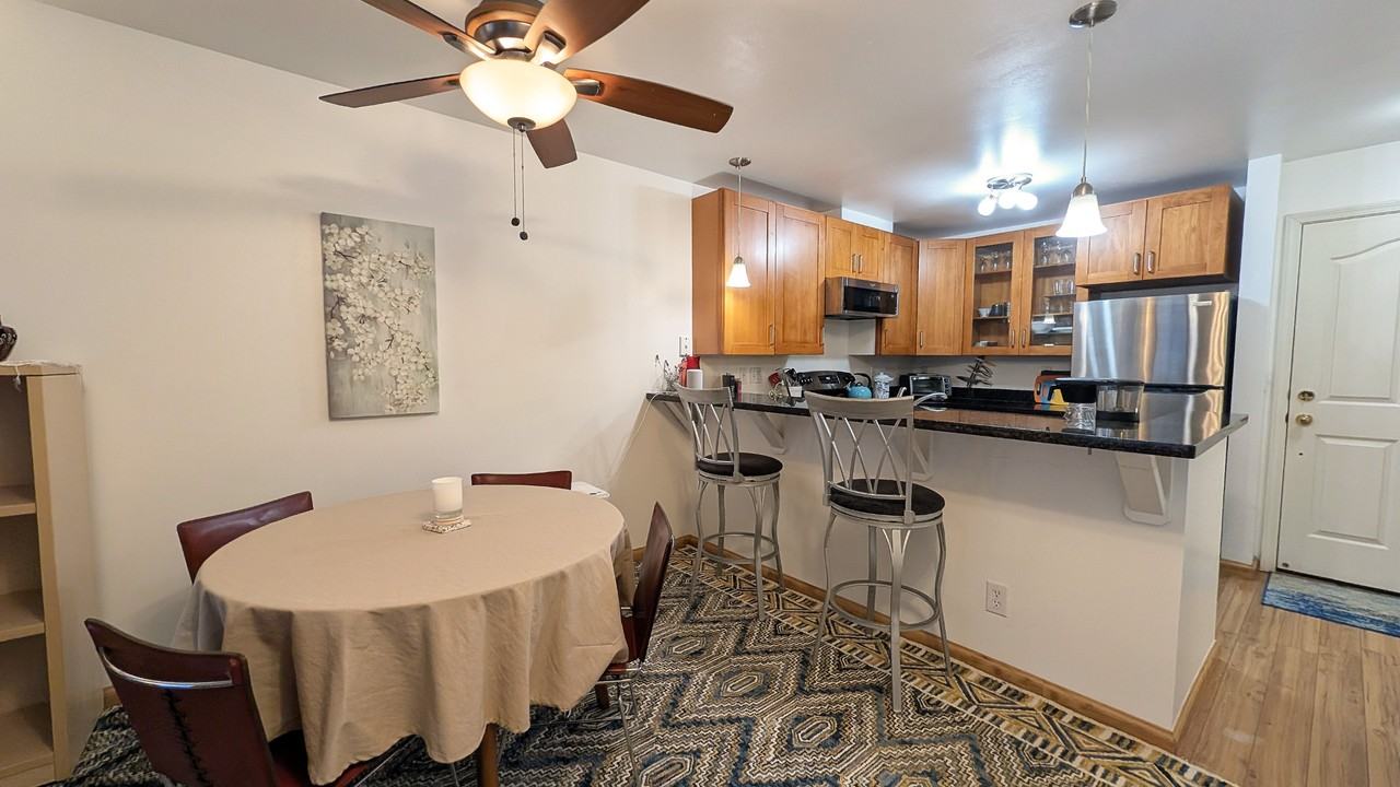 9750 Greenwood Ave N #204 - Photo 5 of 17