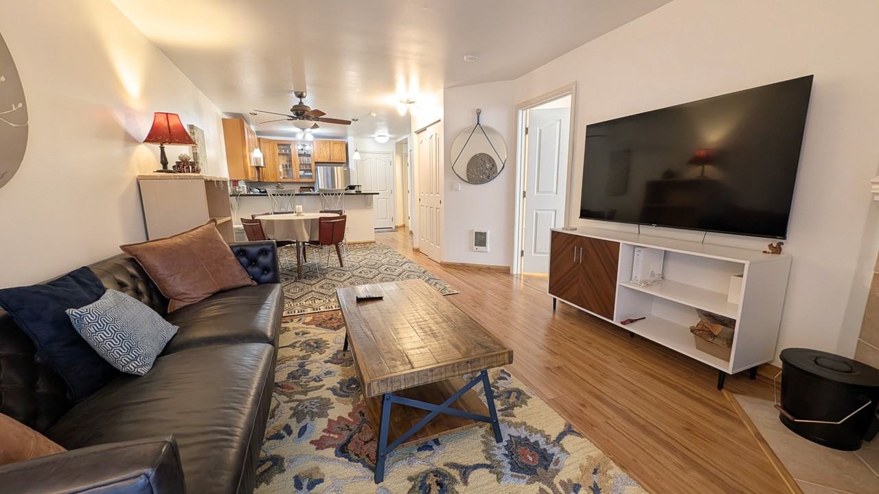 9750 Greenwood Ave N #204 - Photo 7 of 17