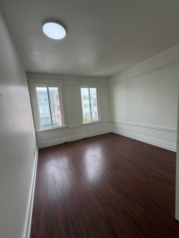 2835 Anza St #1 - Photo 6 of 12