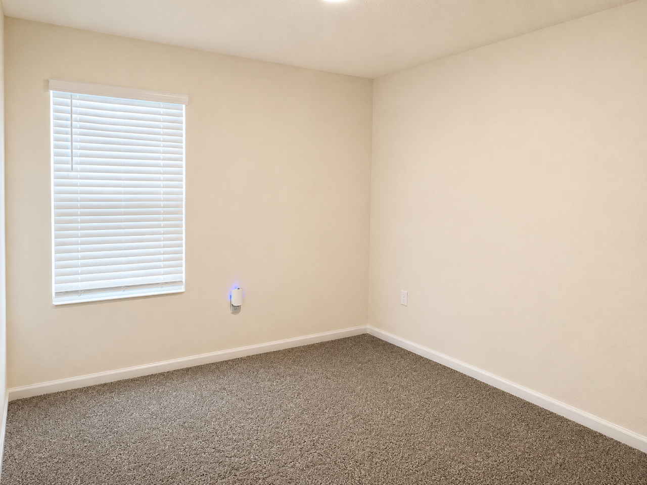 2681 Oak Stream Dr - Photo 6 of 9