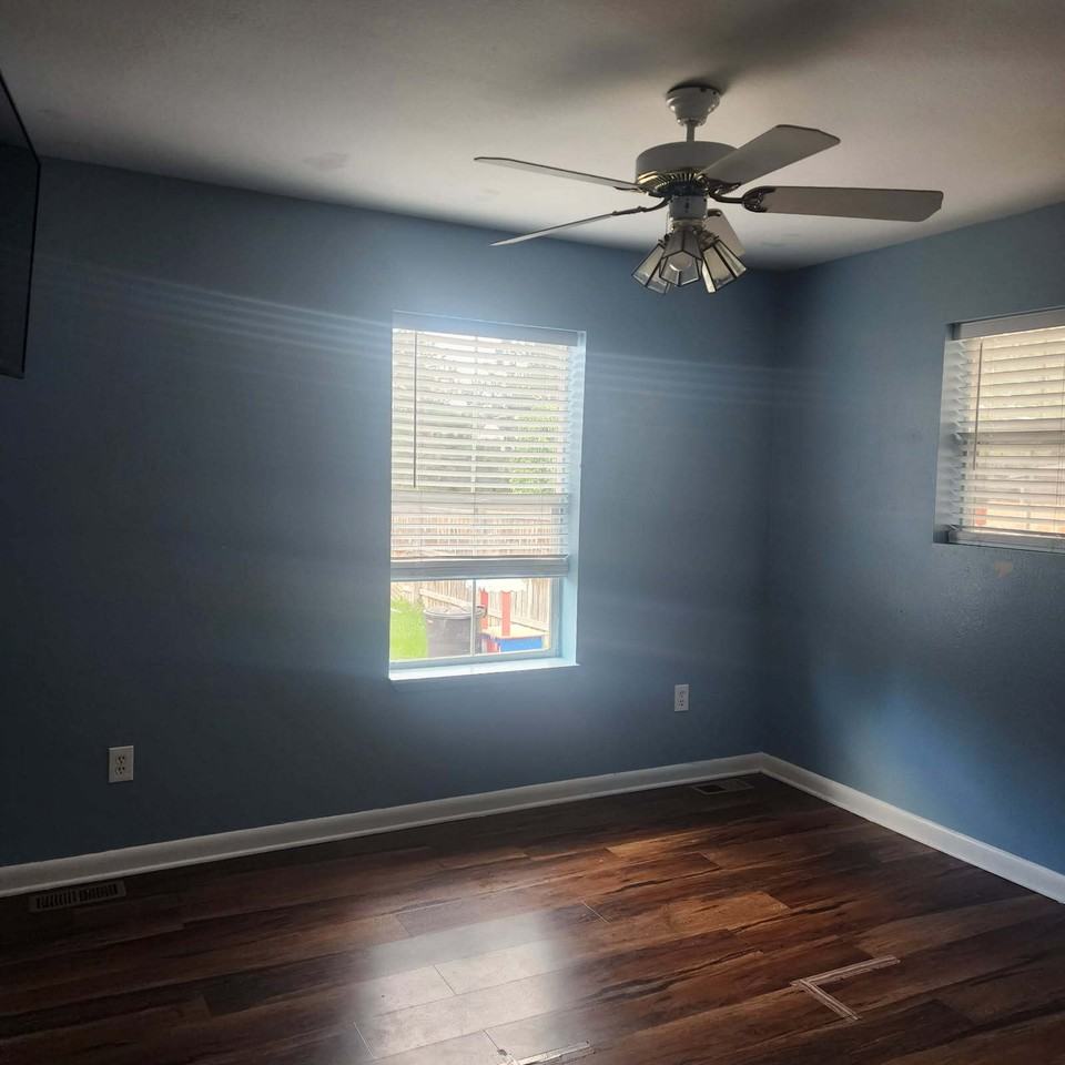 14820 E 18th Pl - Photo 6 of 12