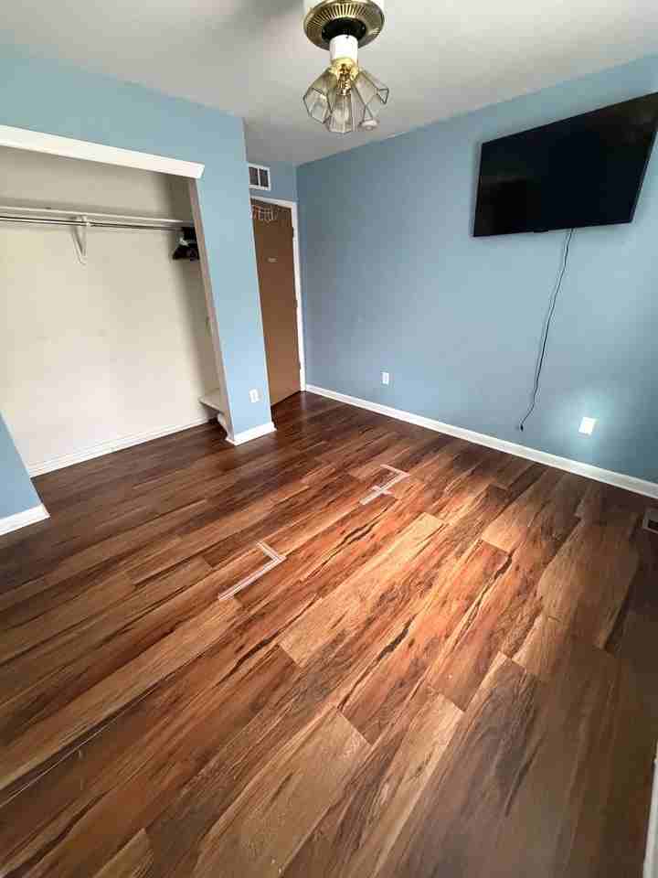 14820 E 18th Pl - Photo 7 of 12