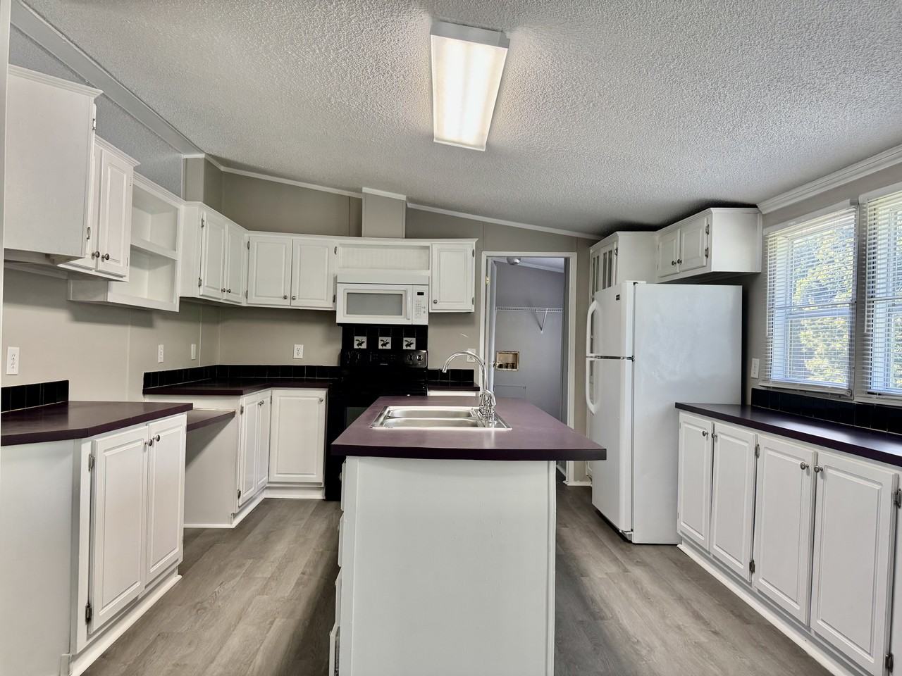 210 White Pine Dr #NA - Photo 4 of 17