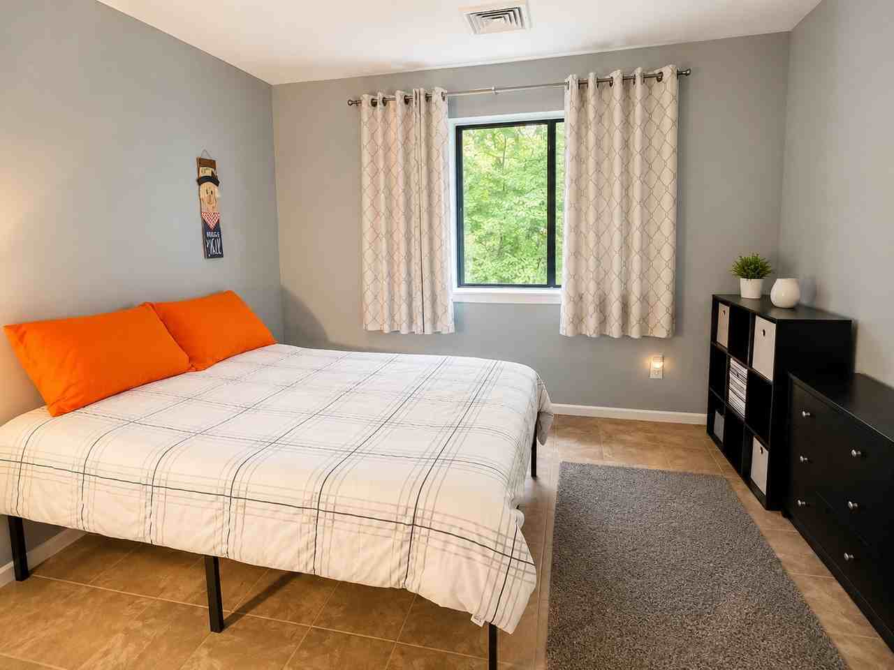 37 Steeplechase Ct #37B - Photo 4 of 15