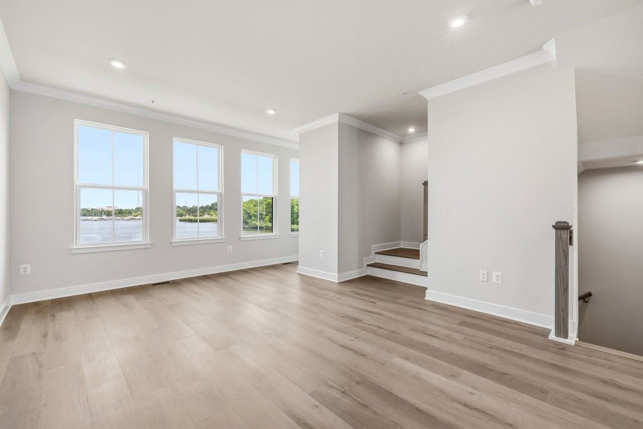 2268 Waterfront Way - Photo 4 of 18
