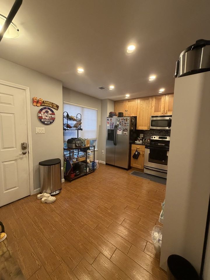 2857 Yarling Ct #2857 - Photo 5 of 17