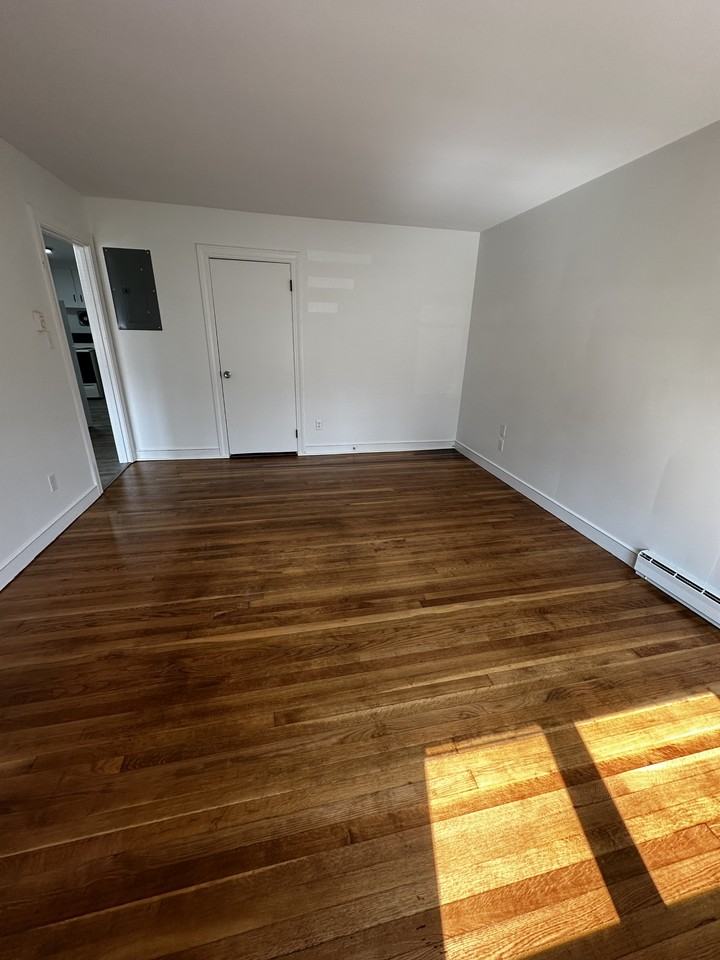 15 Patrick Henry St #16 - Photo 3 of 6