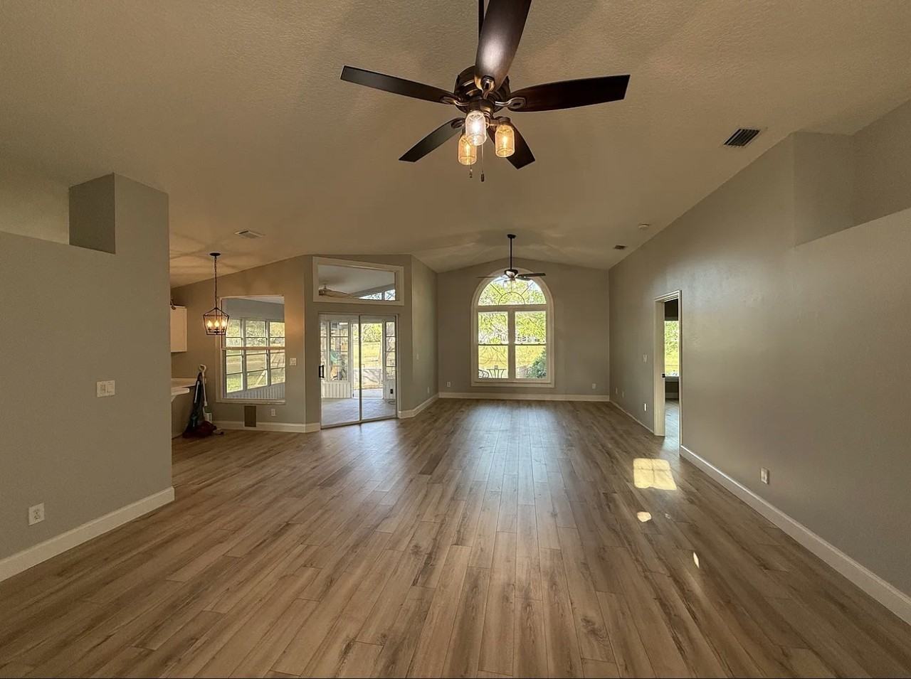 2700 Alicia Ln #NA - Photo 3 of 14