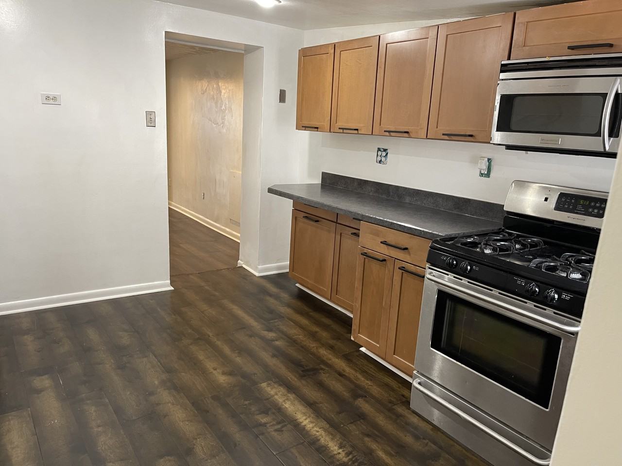 615 S Rose St #1 - Photo 4 of 18