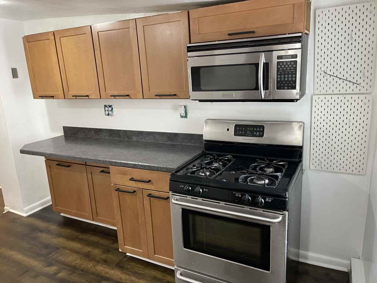 615 S Rose St #1 - Photo 5 of 18