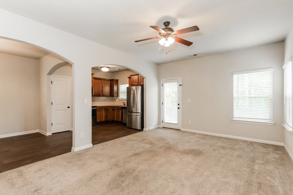 125 Magnaview Dr - Photo 5 of 17