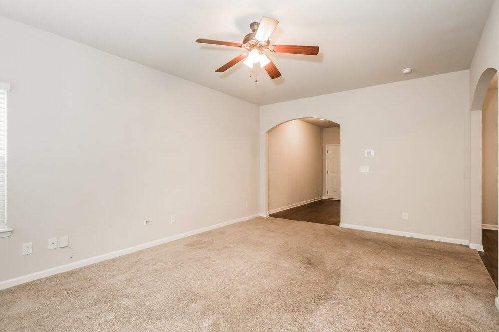 125 Magnaview Dr - Photo 6 of 17