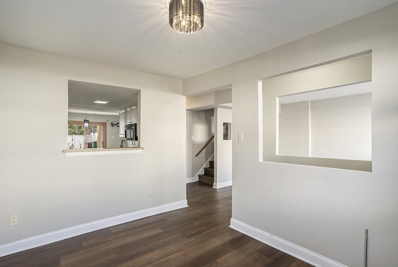 2280 Suzann Dr #2280 - Photo 6 of 30