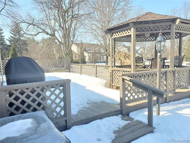 22267 Heatherbrae Way S #NA - Photo 5 of 30