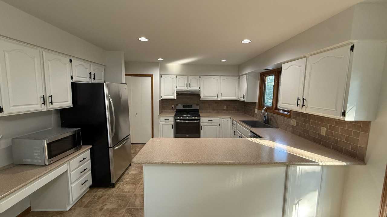 22267 Heatherbrae Way S #NA - Photo 6 of 30