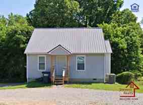 1827 W Broad St Main House - Photo 1 of 1