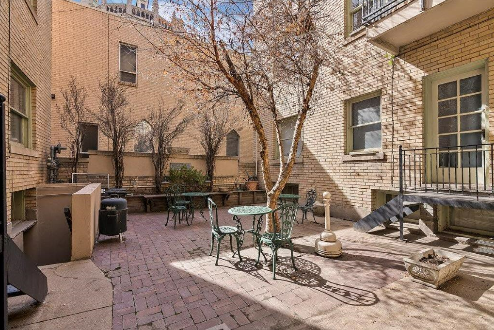 1540 N Logan St #34 - Photo 5 of 14