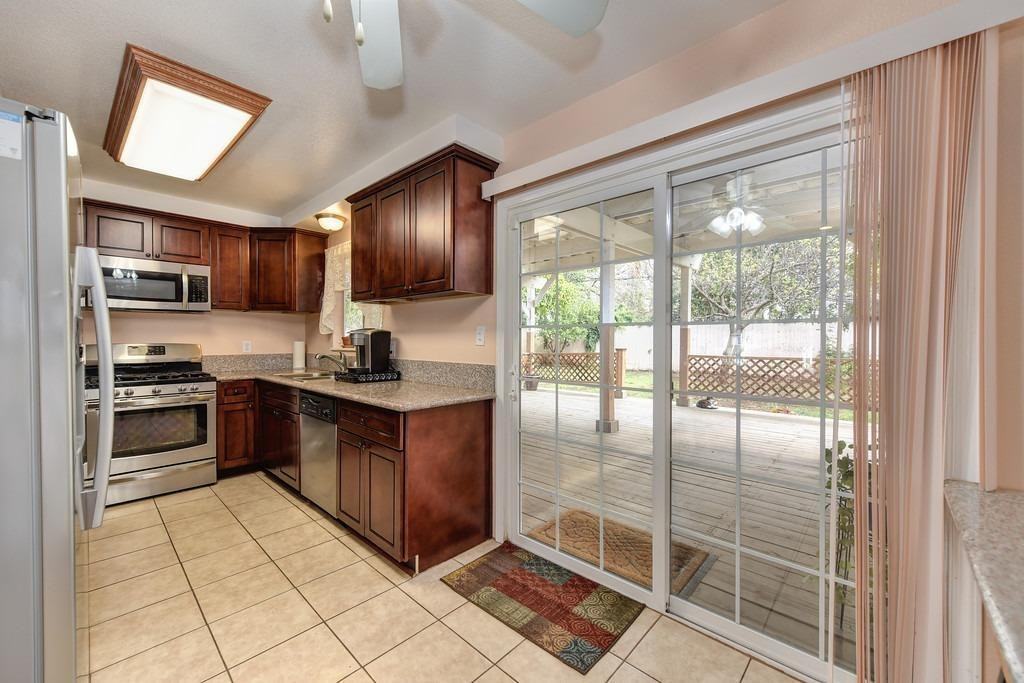 2428 Cordova Ln #NA - Photo 2 of 11