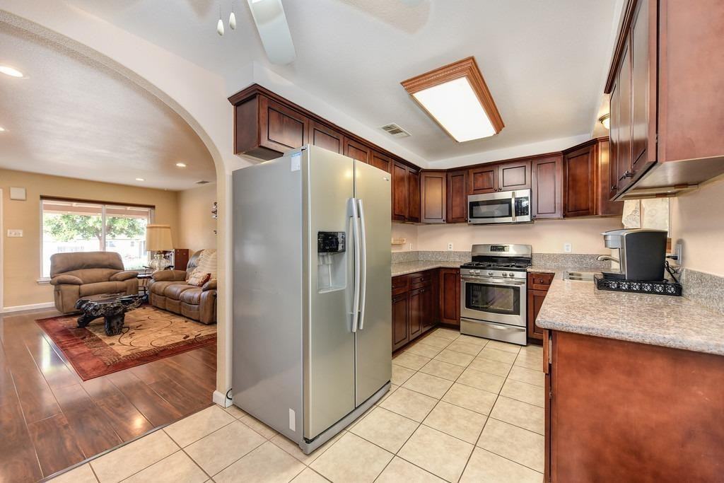 2428 Cordova Ln #NA - Photo 4 of 11