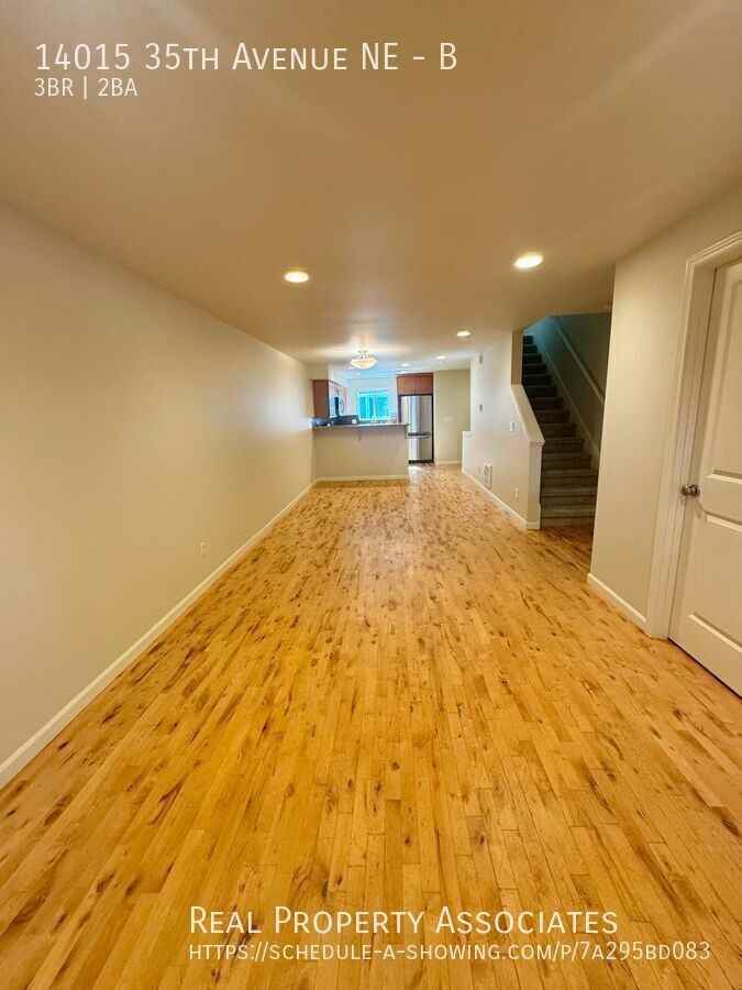 14015 35th Ave Ne #B - Photo 5 of 15