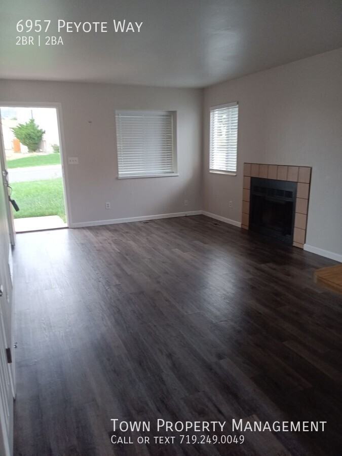 6957 Peyote Way - Photo 3 of 7