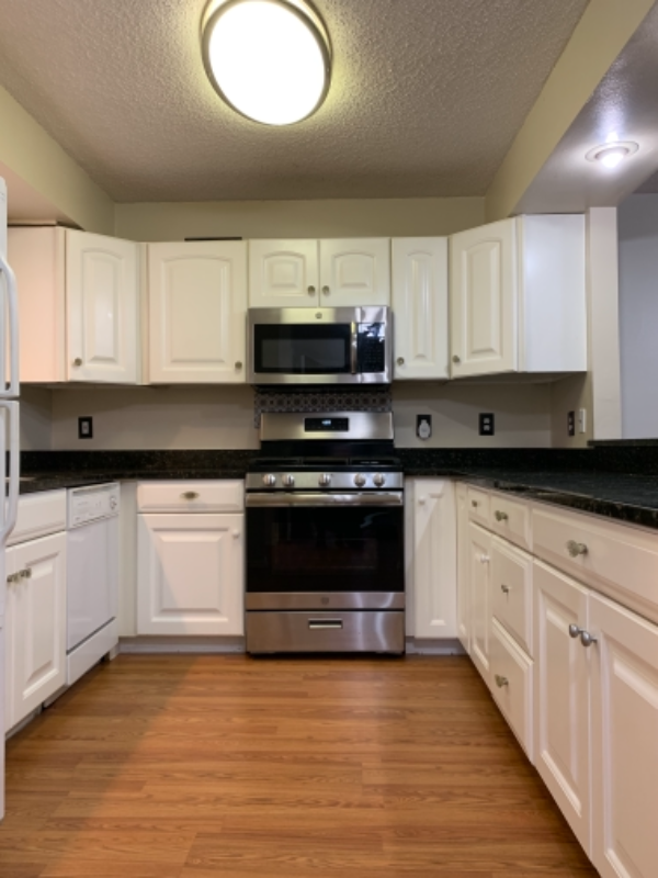8 Alpine Dr - Photo 5 of 29