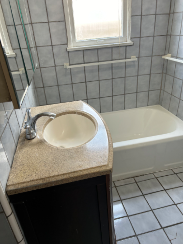 2629 Baltic Ave - Photo 5 of 11