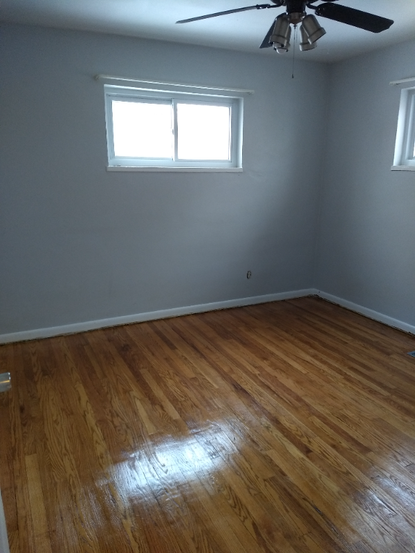 1608 Windemere Dr - Photo 5 of 11